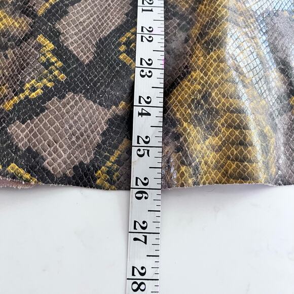 Zara Women's Skirt XS Snake Print  Midi Yellow Brown  Shiny Front Zip - Picture 11 of 12
